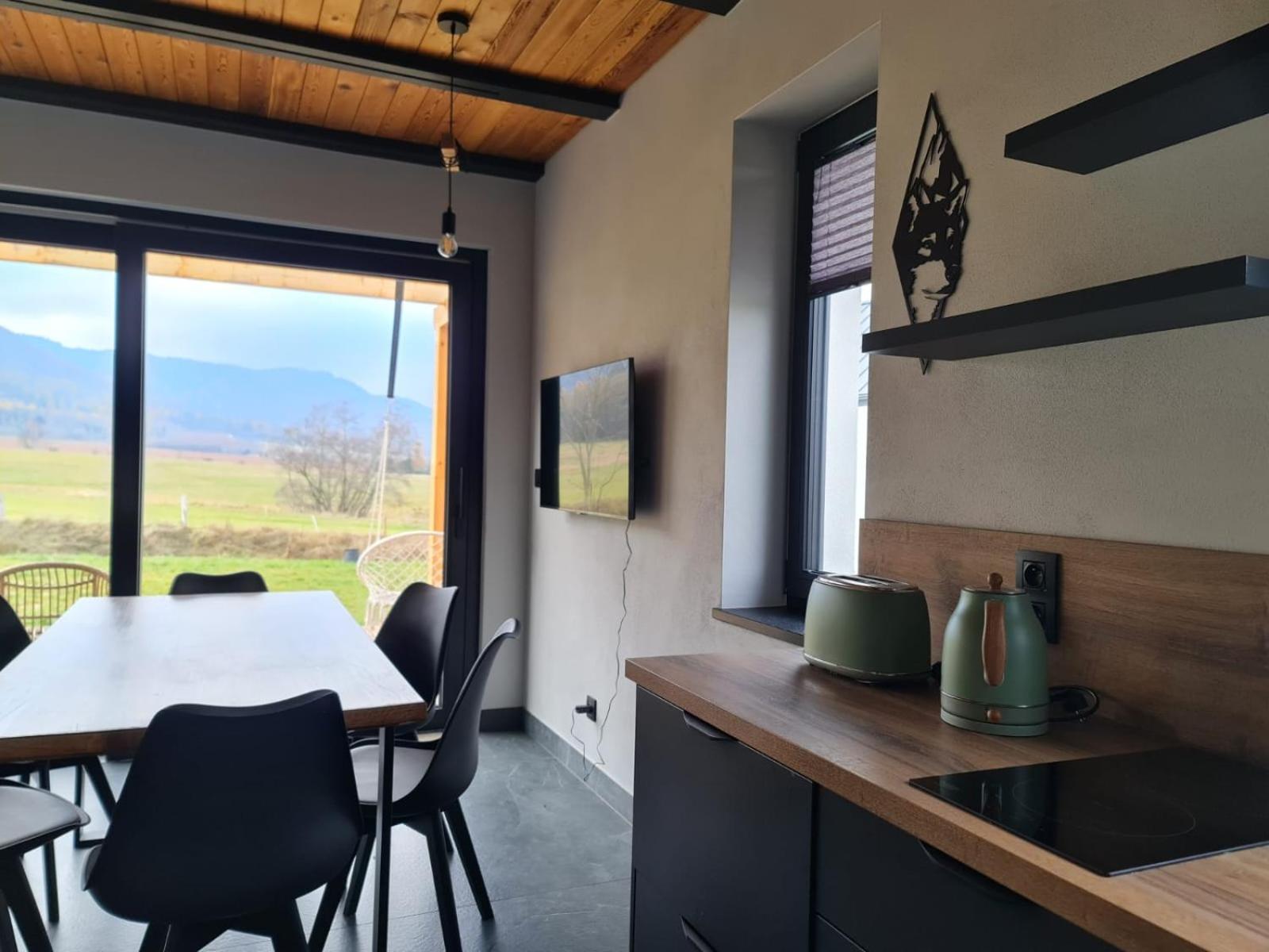 Wataha Pod Basztami - Wadera - Domki Caloroczne Radkow Esterno foto